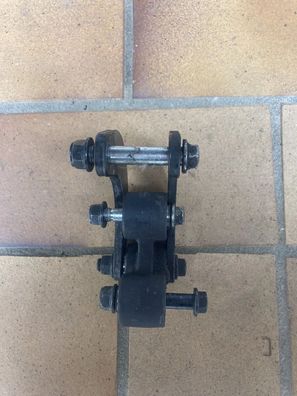 Yamaha YZF-R 125 - Federbeinumlenkung Umlenkhebel Federbein Halter