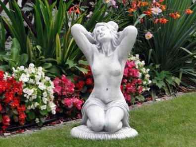 Frau 57cm Skulptur Design Figur Statue Garten Figuren Statuen Skulpturen S101109