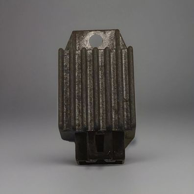 Honda Oldtimer Vintage Spannungswandler Gleichrichter Regler SH570A-12 4pin