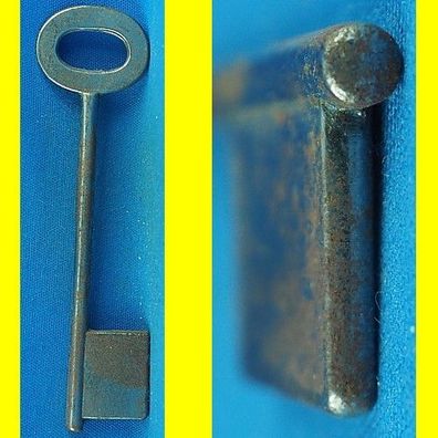 Einbart Stahlschlüssel - Halm 4 mm, Gesamtlänge 100 mm / Bart 21 x 15 mm