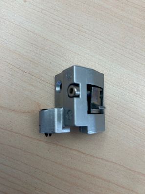 Hueck Hartmann Ecklager Nr. 99425302 links silberfarbig