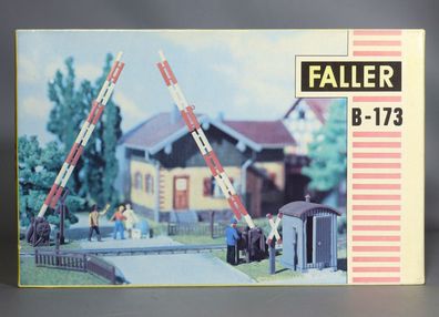 Faller H0 B-173 Beschrankter Bahnübergang mit Bahnbude NEU OVP