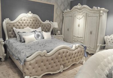 Double Bed + 2x Bedside Table 3 Piece Bedroom Set Designer Luxury Bedroom Baroque