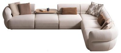 Modulares Ecksofa im modernen Design mit komfortablen Kissen