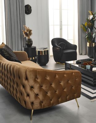 Ledersofa und Sessel im klassischen Chesterfield-Stil in Braun