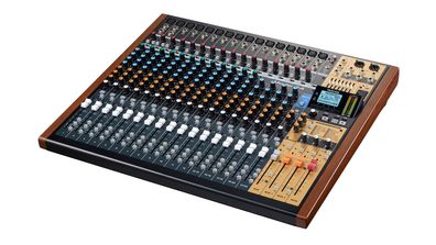 Tascam Model 24