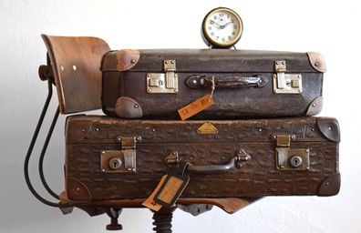 Set: zwei Koffer Antik Vintage Alt Klein Kiste mit Deckel Shabby Mid Century Loft