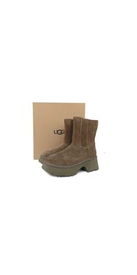 UGG High-Top Schneestiefel in Coffee-braun