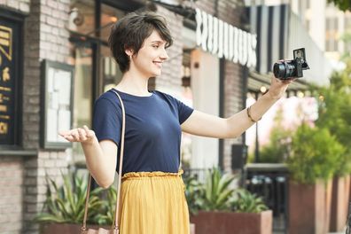 Sony a6100 ILCE-6100L - Digitalkamera - spiegellos - 24.2 MPix - APS-C - 4K / 30 BpS