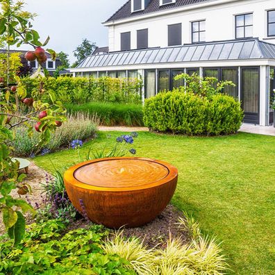 ADEZZ Wassertisch Gartenbrunnen Cortenstahl - wetterfest, langlebig und ideal für