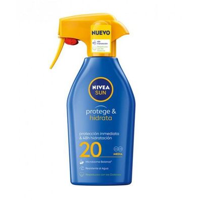 Nivea Sun Protect And Hydrate Sun Spray Spf20 270ml