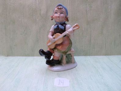 Waldershof Franz Neukirchner Mädchen mit Gitarre ca 15,5cm Figur Porzellan