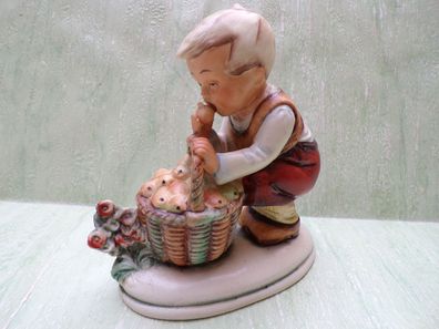 Gräfenthal Thüringen Germany 21025 Carl Schneider Junge ißt Apfel ca 12,5cm