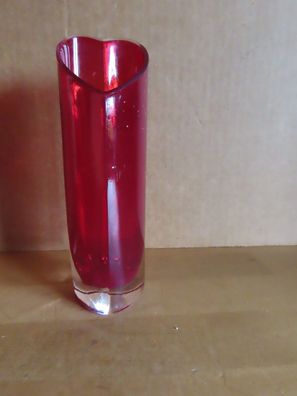 Vase Glas rot Herzform für kleine Sträuße ca.15,8 cm H