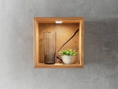 Wandregal 34x34cm 'Danzig II' Wildeiche massiv