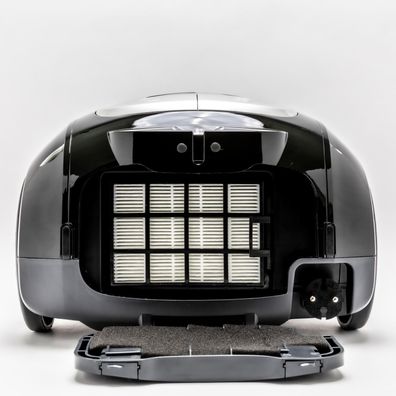 Tornado Staubsauger VCBKC800BC Rot auf Schwarz (VCBKC800BC)