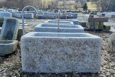 Granitbrunnen mit Edelstahleinlauf und Pumpe, Brunnentrog, Brunnen für Garten