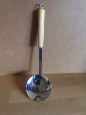 kleine flachere Schöpfkelle ca.8 cm Ø mit Holzgriff