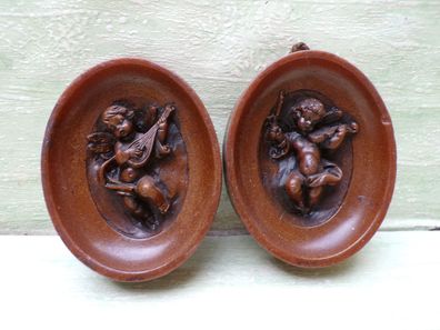 2 alte Engel Putten Bilder oval Wachs Paar 10x8x2,5cm Mandoline Gitarre Instrumente