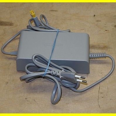 original Nintendo Wii WUP-002(EUR) Netzkabel 15 V / 5 A