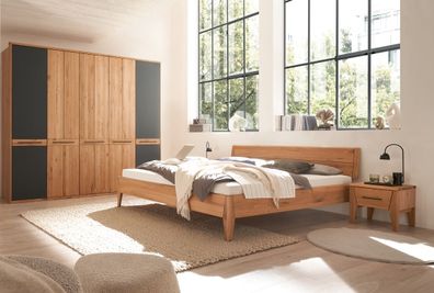 Schlafzimmer 'Ancona' Wildeiche teilmassiv geölt