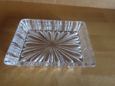 kleine flache rechteckige Schale Glas mit Relief 12x ca. 8,5 cm