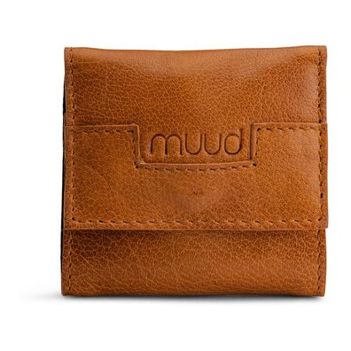 muud Carla Lederetui faltbar 8x8 cm in Whisky