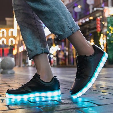 mode LED hell leuchtende Schuhe bunte Turnschuhe Trainer blinkende Schuhe Neu