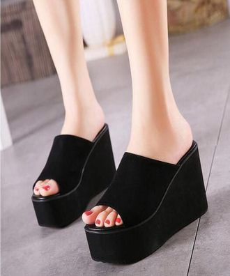 Damen Hausschuhe Schuhe Flip Flops Pantoletten Keilabsatz Plateau Pumps Sandalen