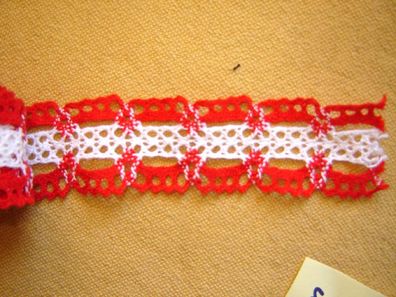 Häkelborte Baumwolle rot weiß 3,2 cm breit, 2,7 Meter WB159