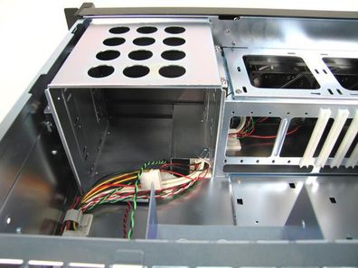 Chieftec UNC-410S-B - Rack - einbaufähig - 4U - ATX - ohne Netzteil - Schwarz - USB