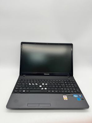 Laptop Samsung NP300E5A Intel Core i5-2450M Ersatzteilspender Bastlergerät