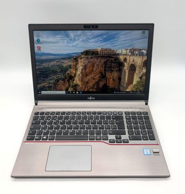 Laptop Fujitsu Lifebook E756 15,6" FHD 240GB SSD Intel Core i7-6500U 8GB RAM