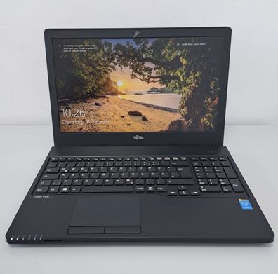 Fujitsu LifeBook A555 15,6" 128GB SSD Intel Core i5-5200U 8GB RAM