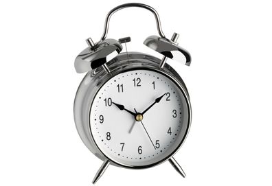 TFA Wecker Nostalgie, Batteriebetrieb 11,6x6x17,5 cm