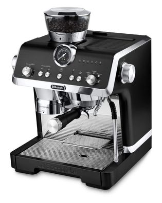 DeLonghi EC9555. BK La Specialista Opera