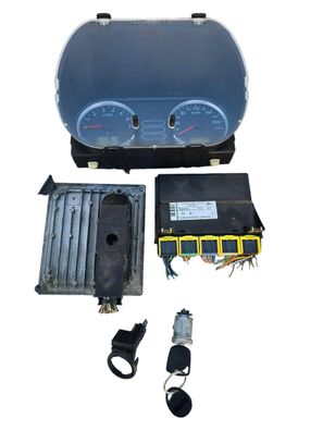 Motorsteuergerät Set Ford Fiesta MK5 V 4S6112A650KC Siemens 9ANC
