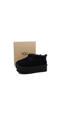 UGG Schneeschuh in Schwarz mit Heel