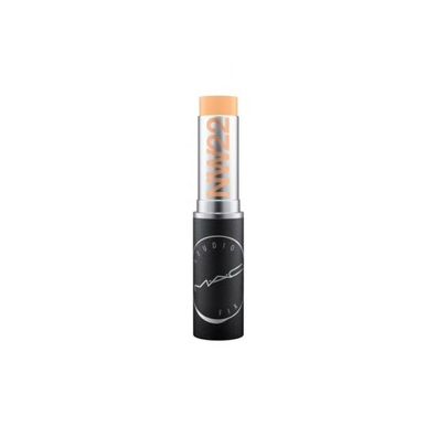 Studio Fix Foundation Stick NW22 9 g