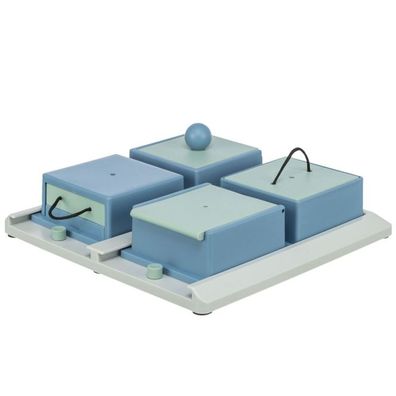Trixie Dog Activity Poker Box 1