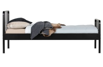 Bettgestell Mees aus Metall, modern, schwarz, inkl. Lattenrost, 90x200 cm