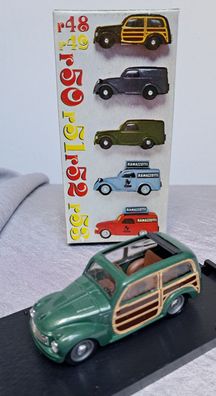 Fiat 500 Giardinetta Legno mit offenem Rolldach, grün , Brumm