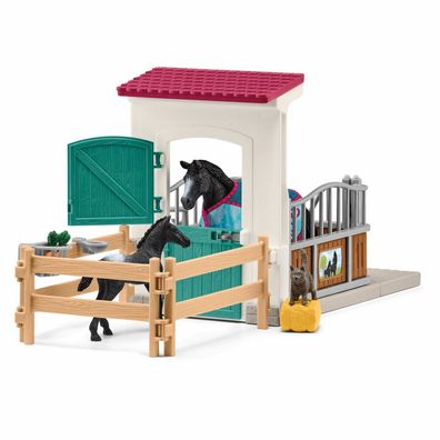 Schleich Horse Club Pferdebox mit Stute und Fohlen, Spielfigur