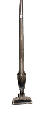 Grundig Cyclonic 21,6V Akku Stabstaubsauger