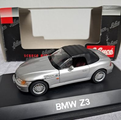 BMW Z3 mit Softtop, silber, Schuco