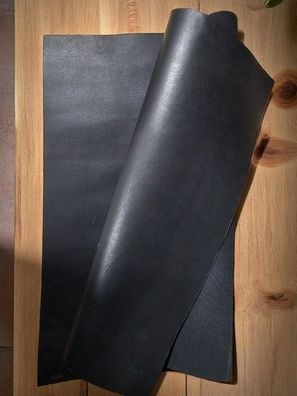 Nubuk Rinderleder and Rindsnappa 1,0-1,5 mm halb-matt Schwarz