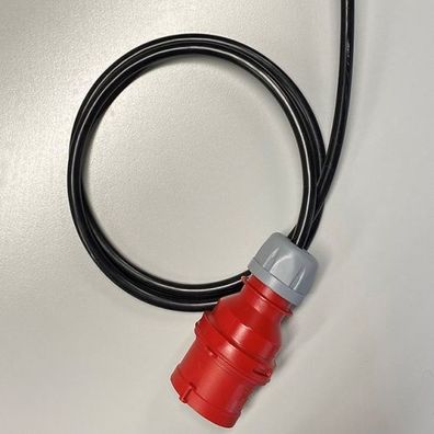 E-ZUBEHoeR Leitung M. 16A CEE Stecker JP50816