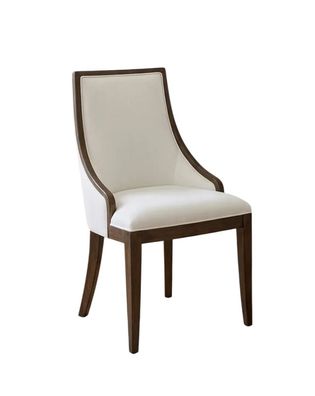 Stilvoller Stuhl mit bequemem Sitz und modernem Design