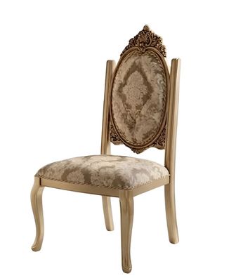 Moderner Stuhl mit ergonomischem Sitz und stilvollem Design