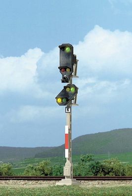 Busch H0 5832 Hauptsignal mit Vorsignal -NEU